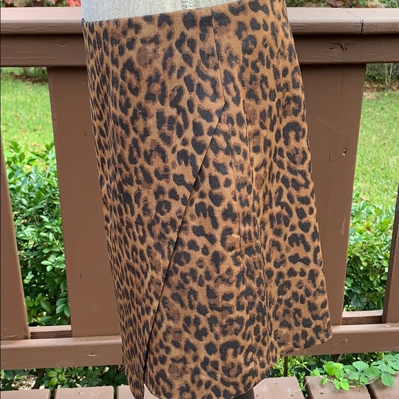 Ann Taylor Asymmetrical Skirt NWOT - Picture 6 of 12